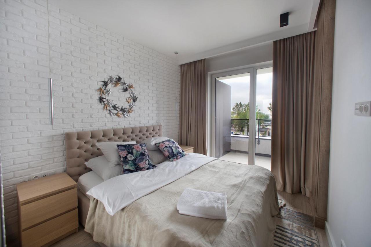 P&O Serviced Apartments Group Komputerowa وارسو المظهر الخارجي الصورة