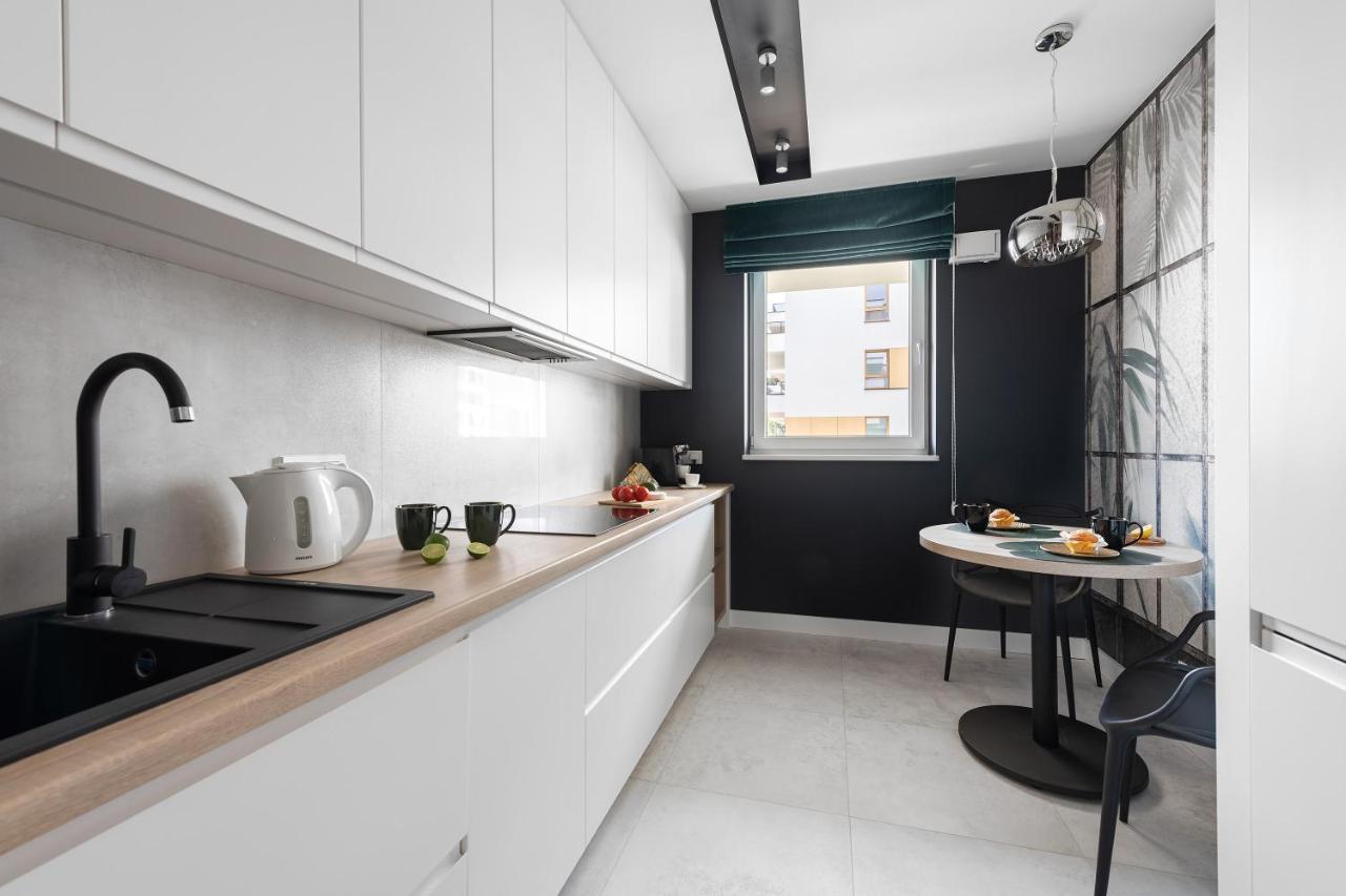 P&O Serviced Apartments Group Komputerowa وارسو المظهر الخارجي الصورة